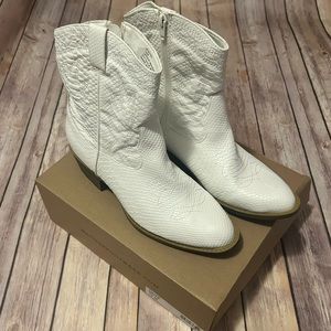 Coconuts by Matisse Pistol White Size 10 Boots